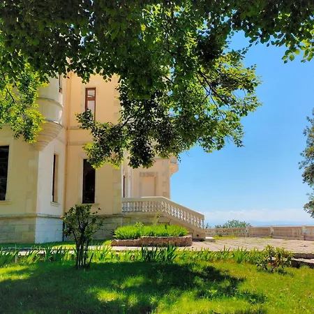 Chateau Des Berangers